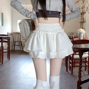 chân váy coquette 2 tầng