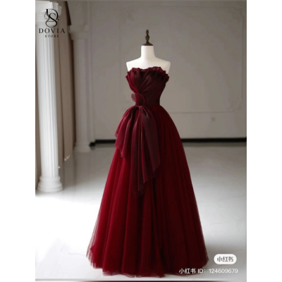 Váy đầm đẹp sang trọng màu đỏ đô